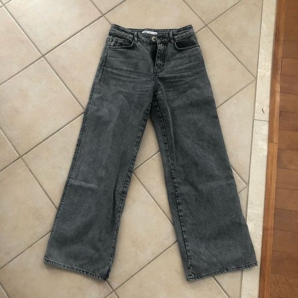 Zara high rise wide leg jeans, size 36/4 - Picture 2 of 4